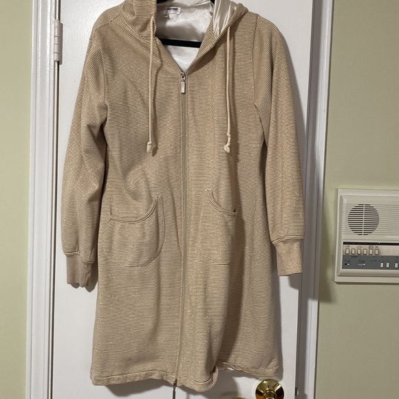 Full length satin lined hooded sweatshirt . - Picture 5 of 7